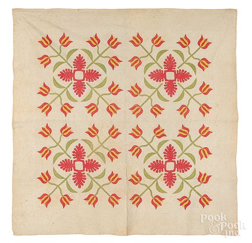 TWO PIECED AND APPLIQUé QUILTSTwo