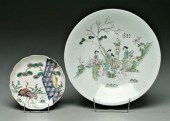 Two pieces Asian porcelain: Ch