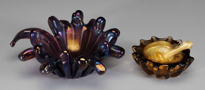Two pieces modern art glass: one