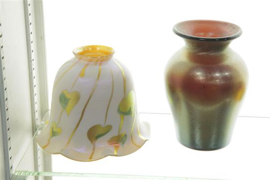 TWO PIECES OF ART GLASS. An