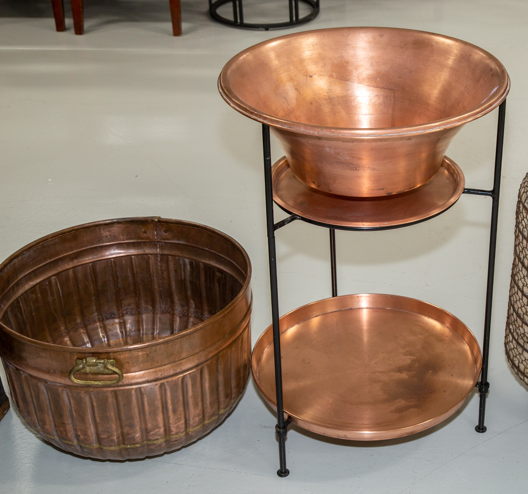 TWO PIECES OF DECORATIVE MODERN