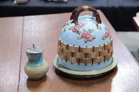 TWO PIECES OF MAJOLICA. Covered