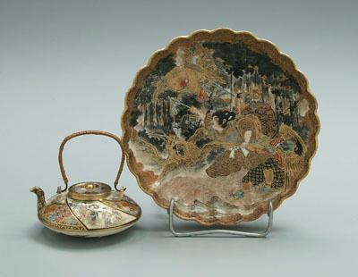 Two pieces Satsuma: scalloped bowl,