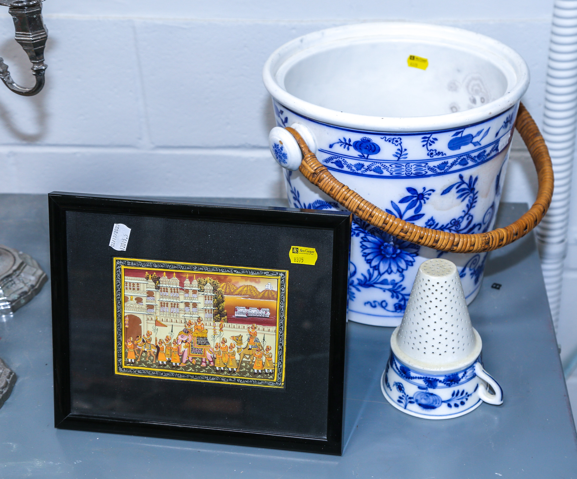 TWO PORCELAIN ITEMS & FRAMED