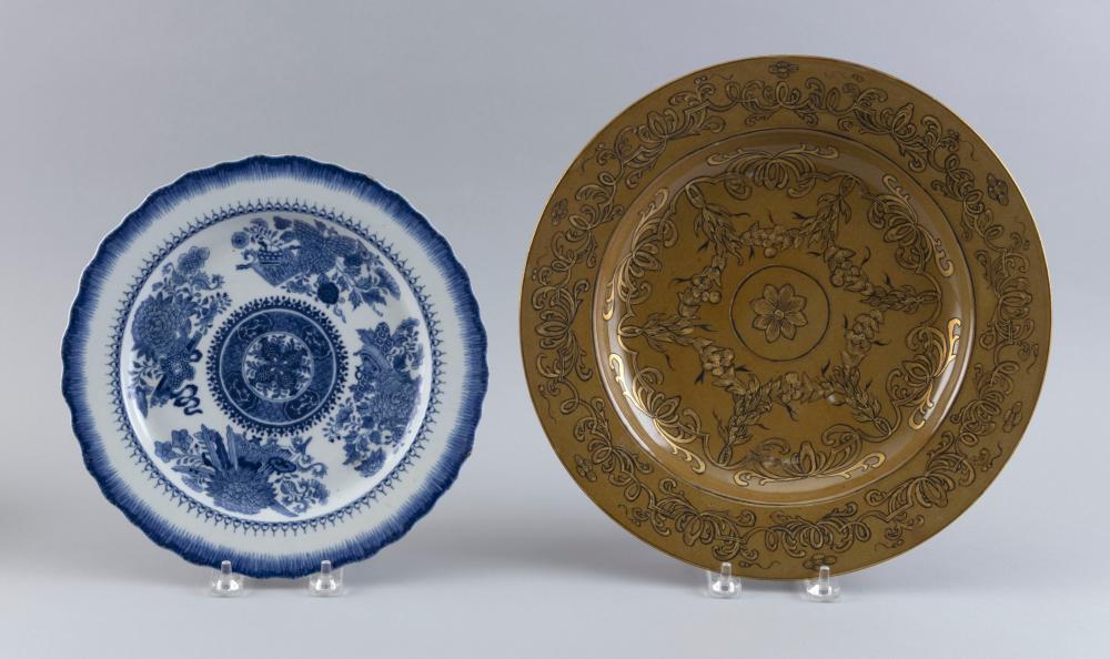 TWO PORCELAIN PLATES 19TH