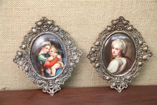 TWO PORTRAITS ON PORCELAIN.