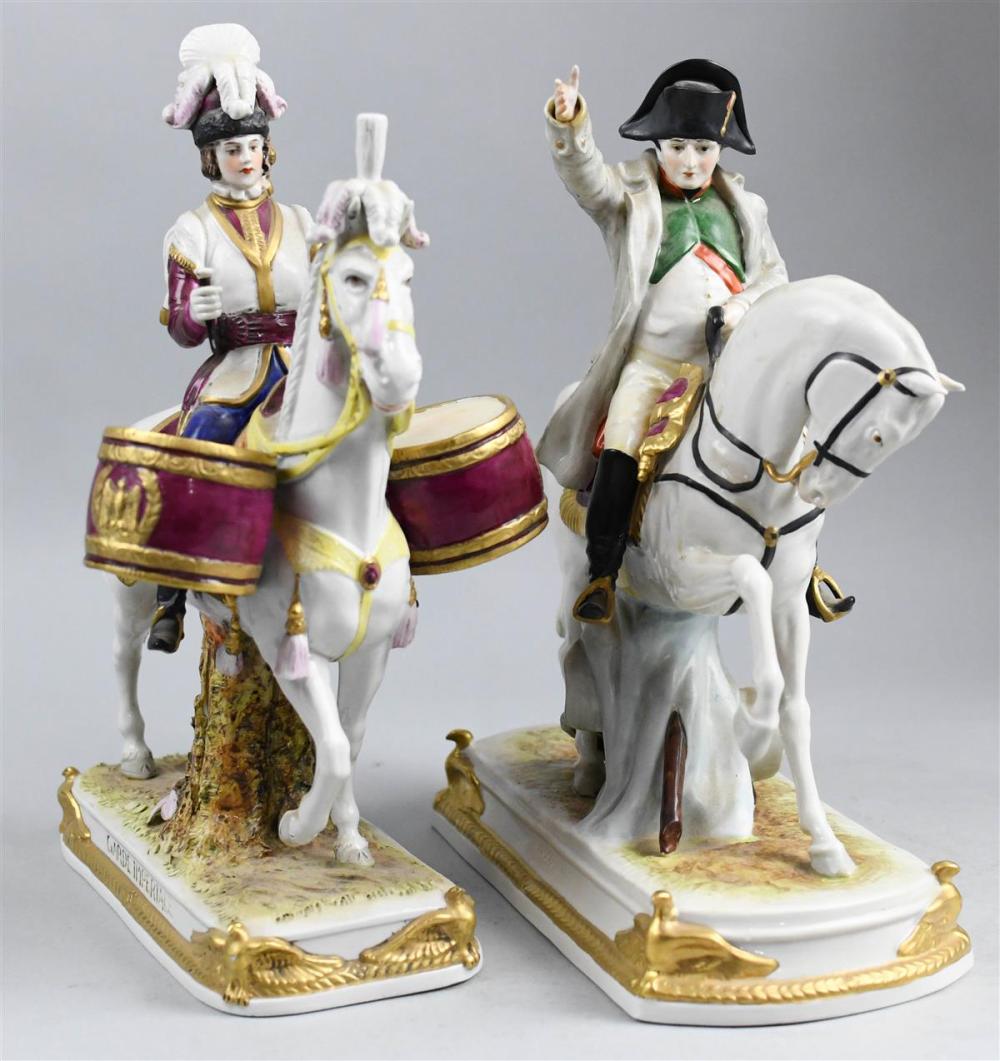 TWO SCHREIBE ALSBACH PORCELAIN