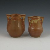 Two Seiz stoneware matte brown