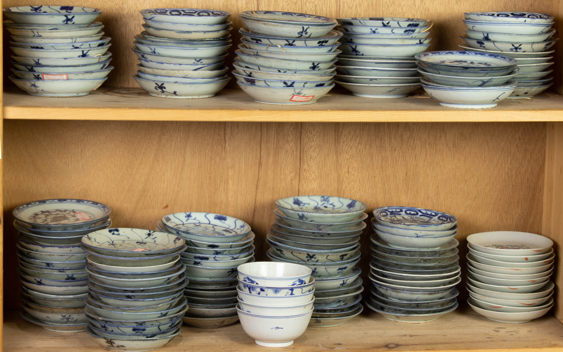 TWO SHELVES OF CHINESE UNDERGLACE