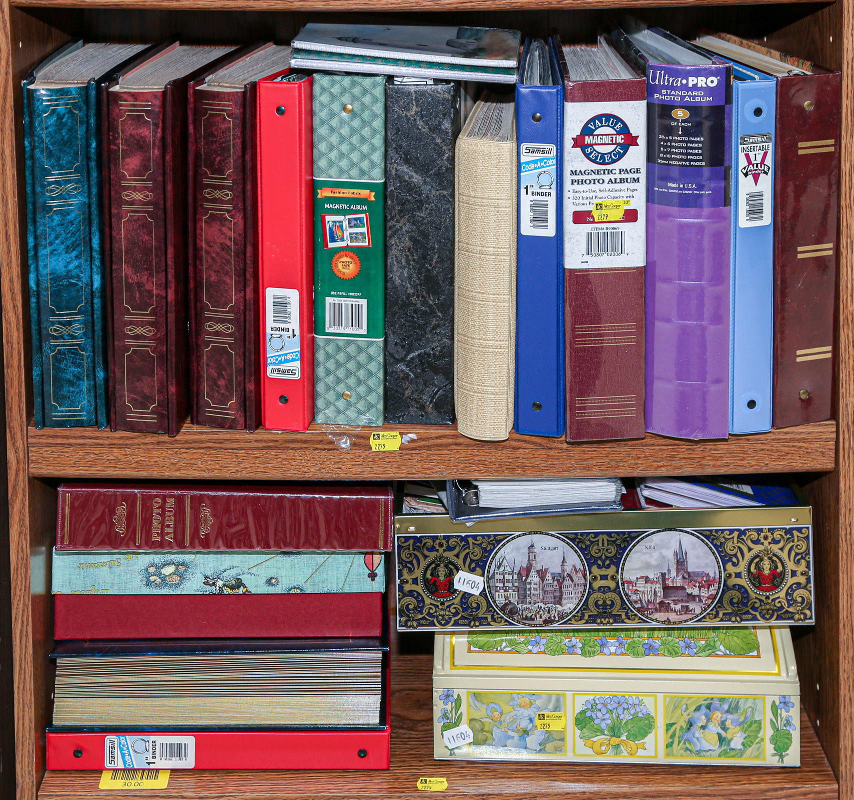 TWO SHELVES OF COLLECTIBLE