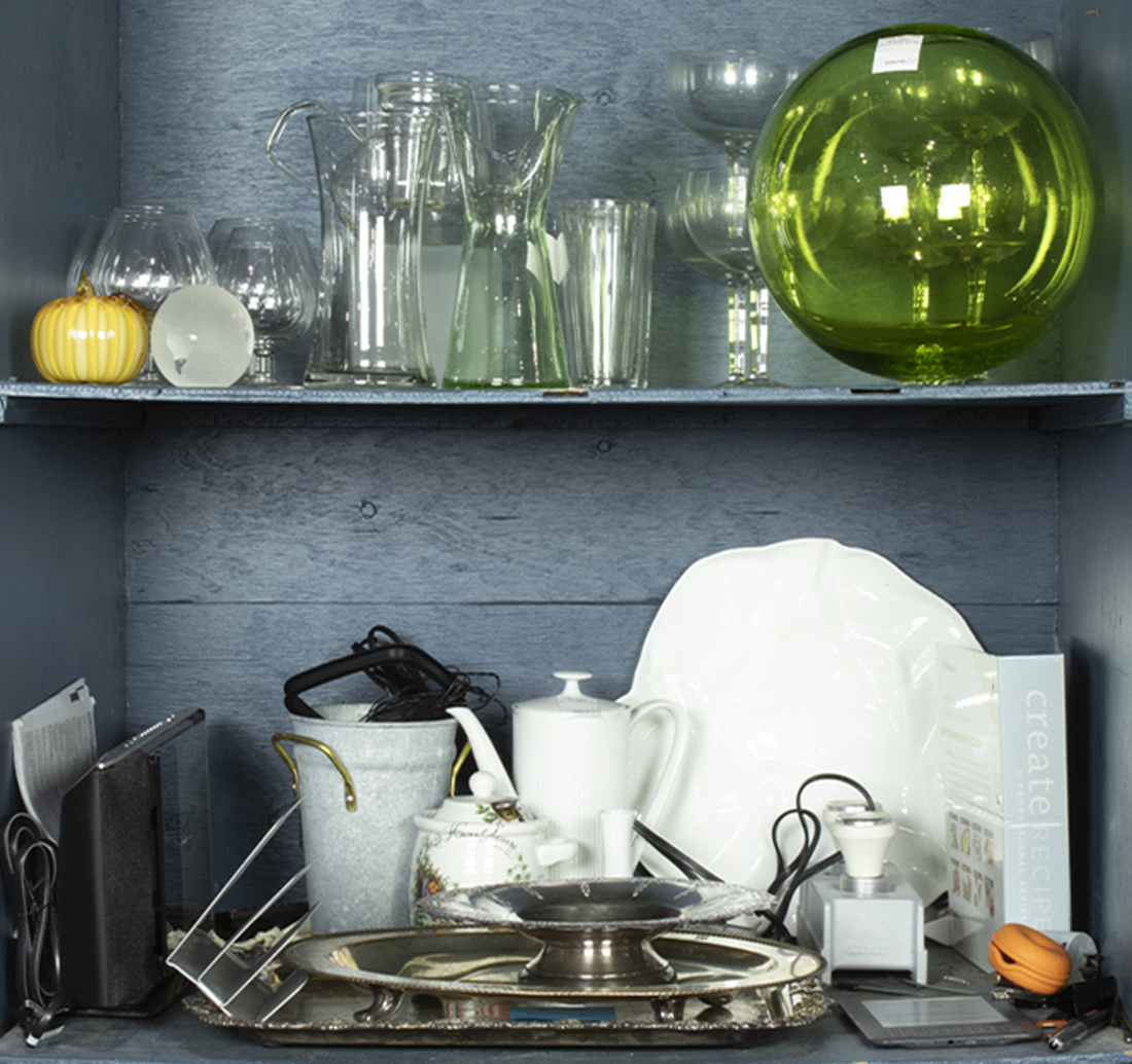 TWO SHELVES OF GLASS, CERAMIC,