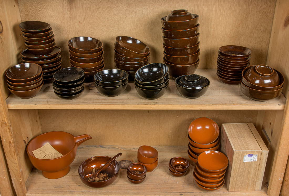 TWO SHELVES OF JAPANESE LACQUER