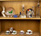 TWO SHELVES OF MODERN GLASS AN