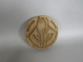 TWO-SIDE CARVED WALNUT BUTTER