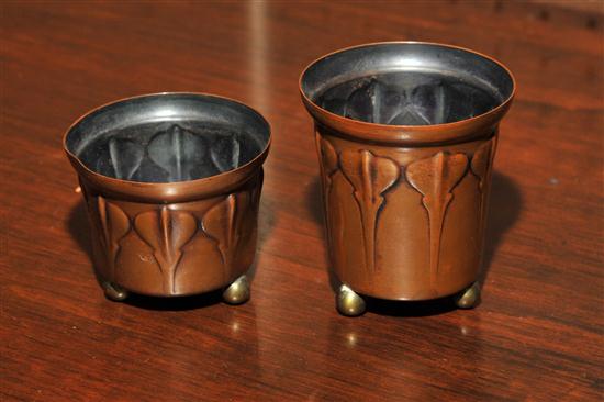 TWO SMALL COPPER POTS. American 