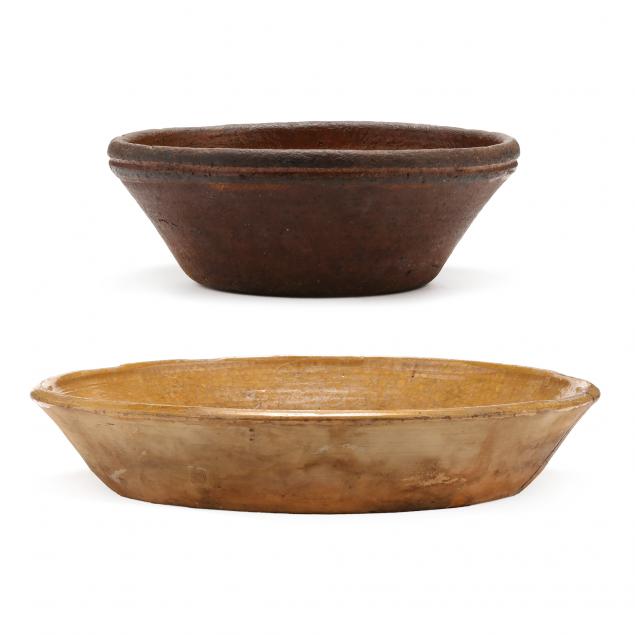 TWO SOUTHERN DIRT DISHES Early 20th