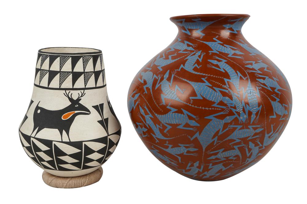 TWO SOUTHWEST POTTERY VESSELSthe