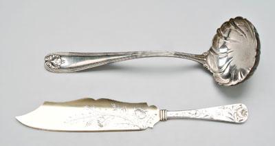 Two sterling serving pieces:
