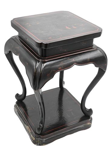 TWO TIERED LACQUERED CHINESE
