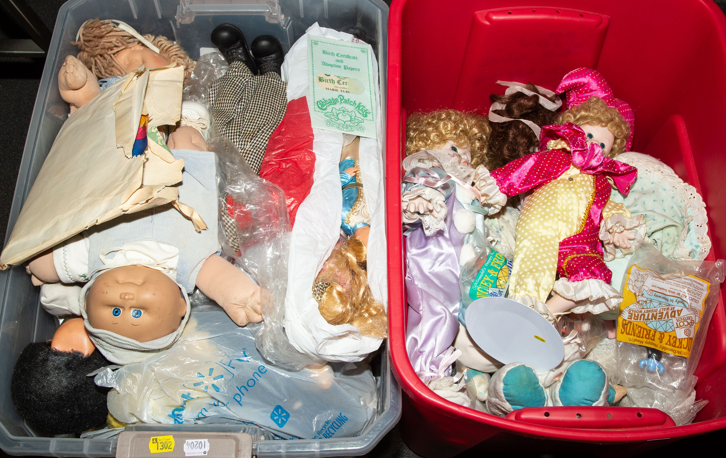 TWO TOTES OF CABBAGE PATCH KIDS &
