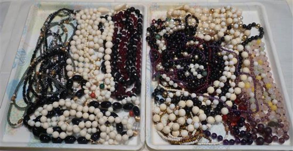 TWO TRAYS OF COSTUME NECKLACESTwo