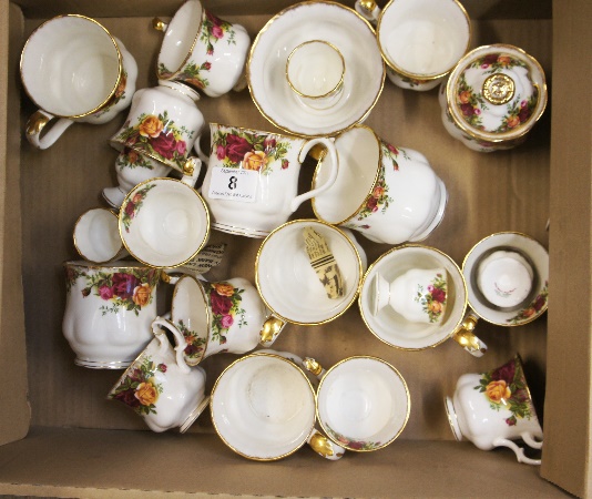 Two Trays of Mixed Tableware