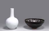 Two various glazed Chinese cer