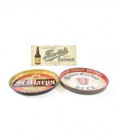 Two vintage beer trays to incl