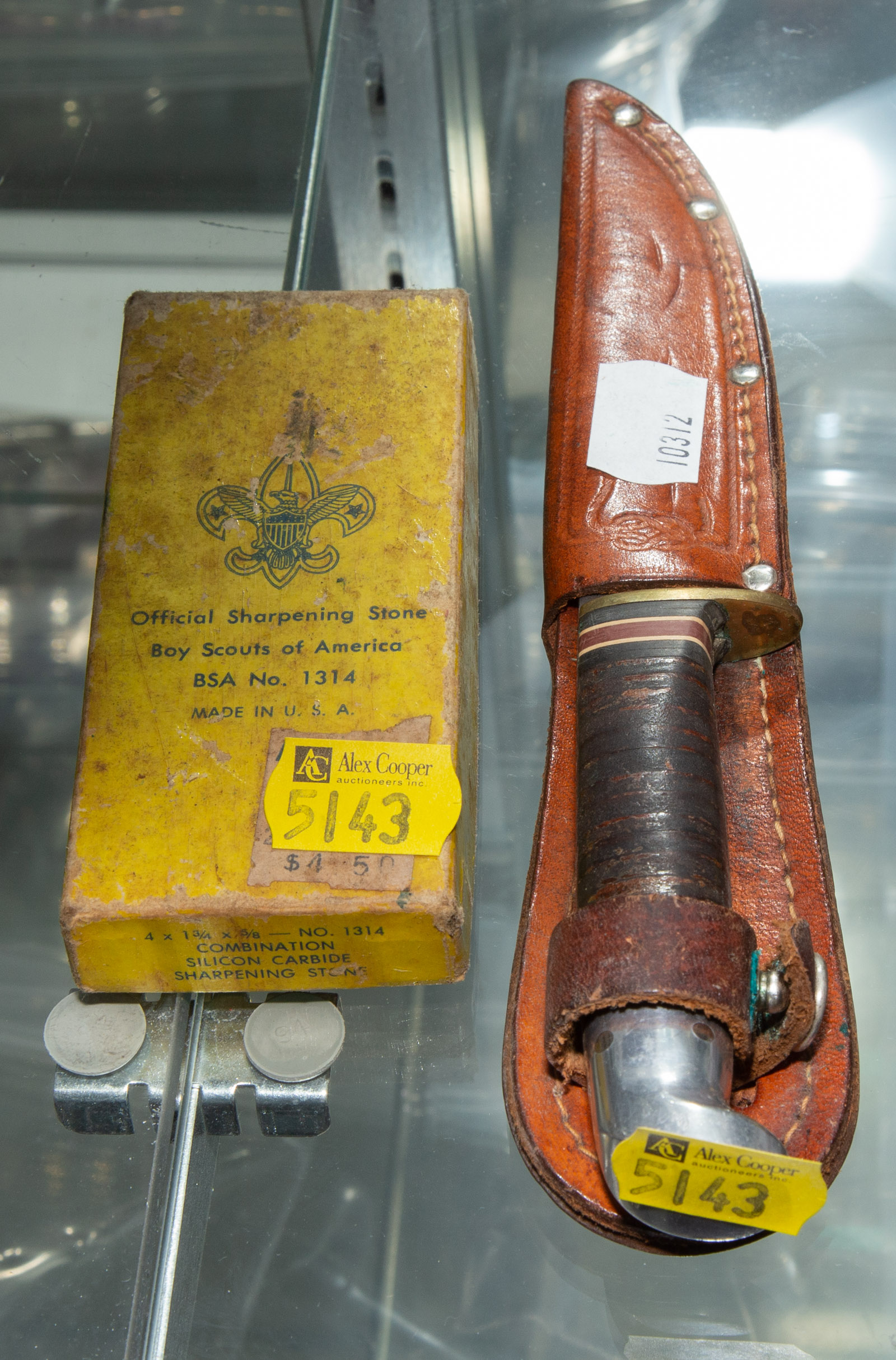 TWO VINTAGE BOY SCOUT ITEMS
