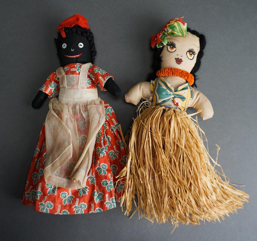 TWO VINTAGE CLOTH DOLLSTwo