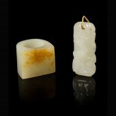 TWO WHITE JADE WITH RUSSET SKI
