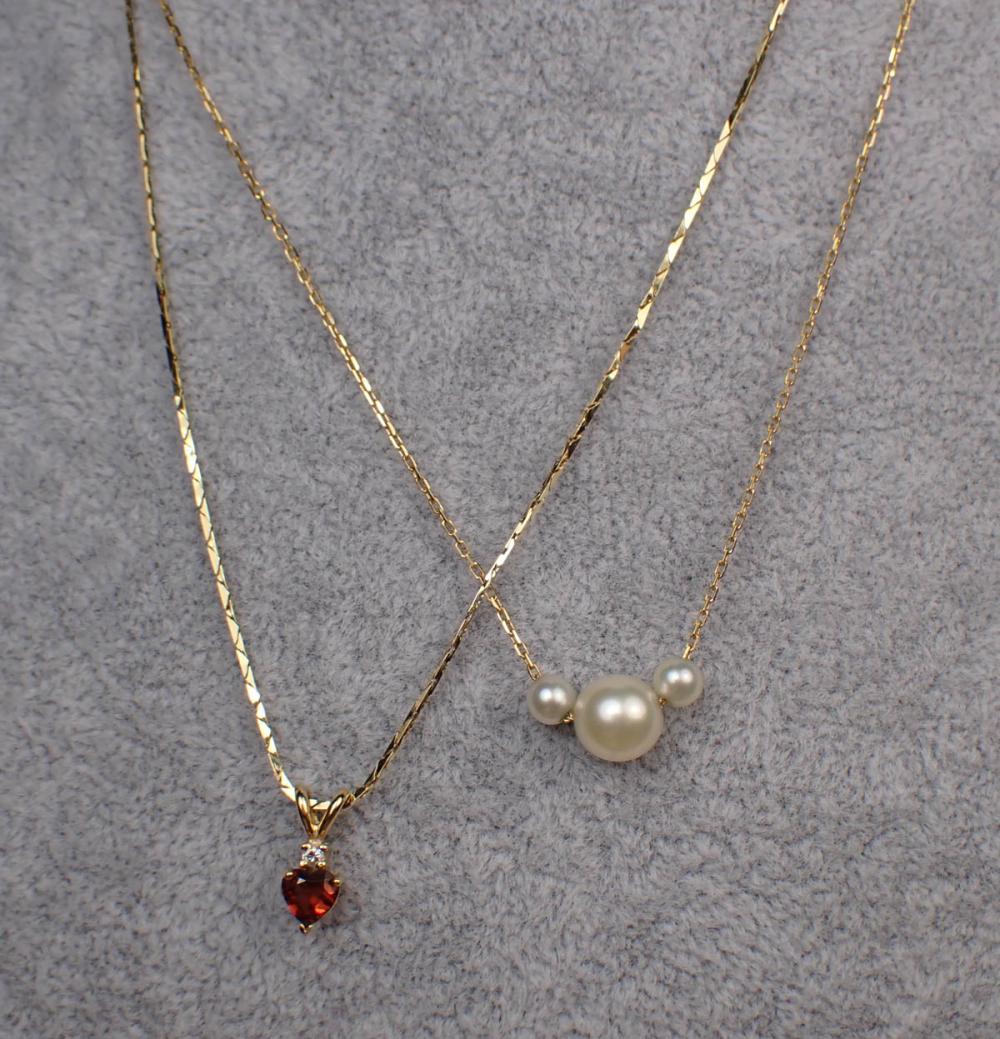 TWO YELLOW GOLD NECKLACESTWO YELLOW