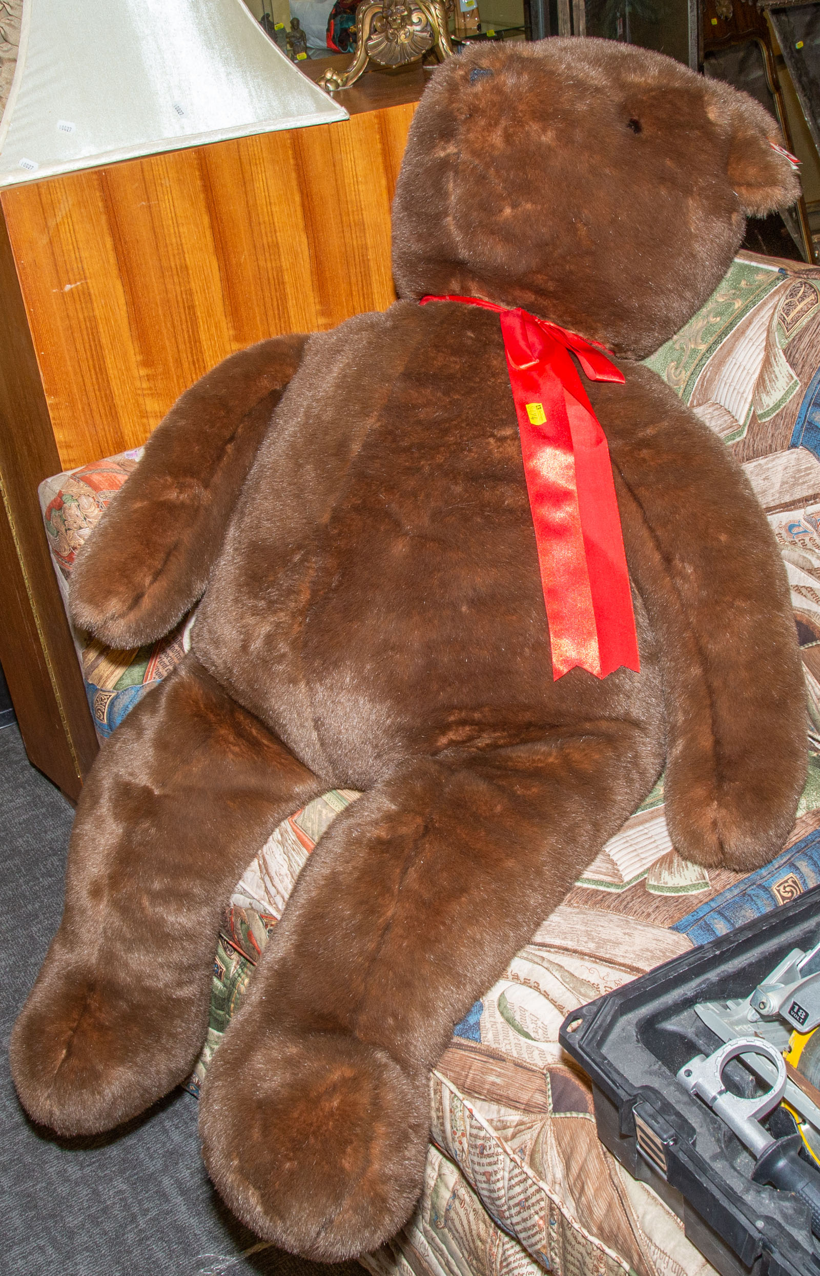 TY OVERSIZE "BEANIE BABY" TEDDY
