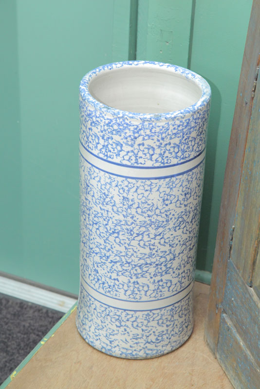 UMBRELLA HOLDER. Double banded with