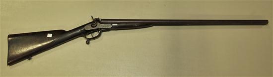 UNDERLEVER SHOTGUN. Double barrel