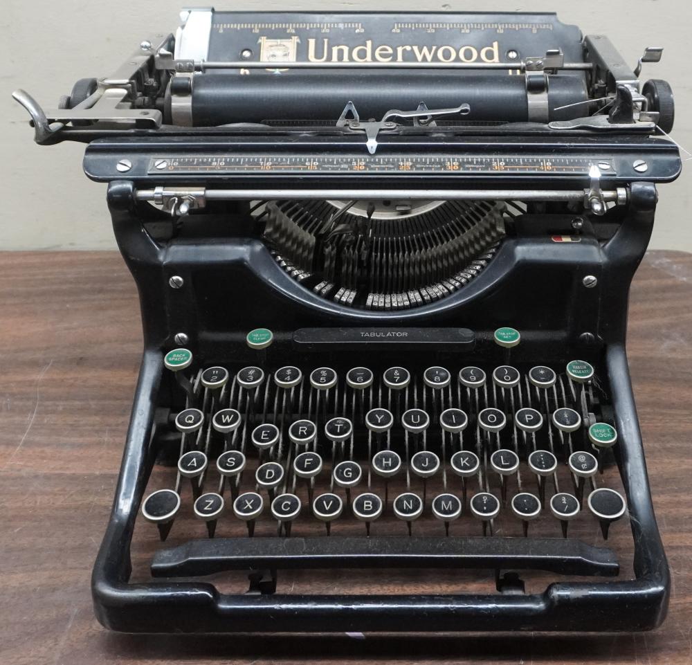 UNDERWOOD TYPEWRITERUnderwood