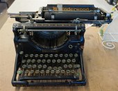 UNDERWOOD TYPEWRITERUnderwood