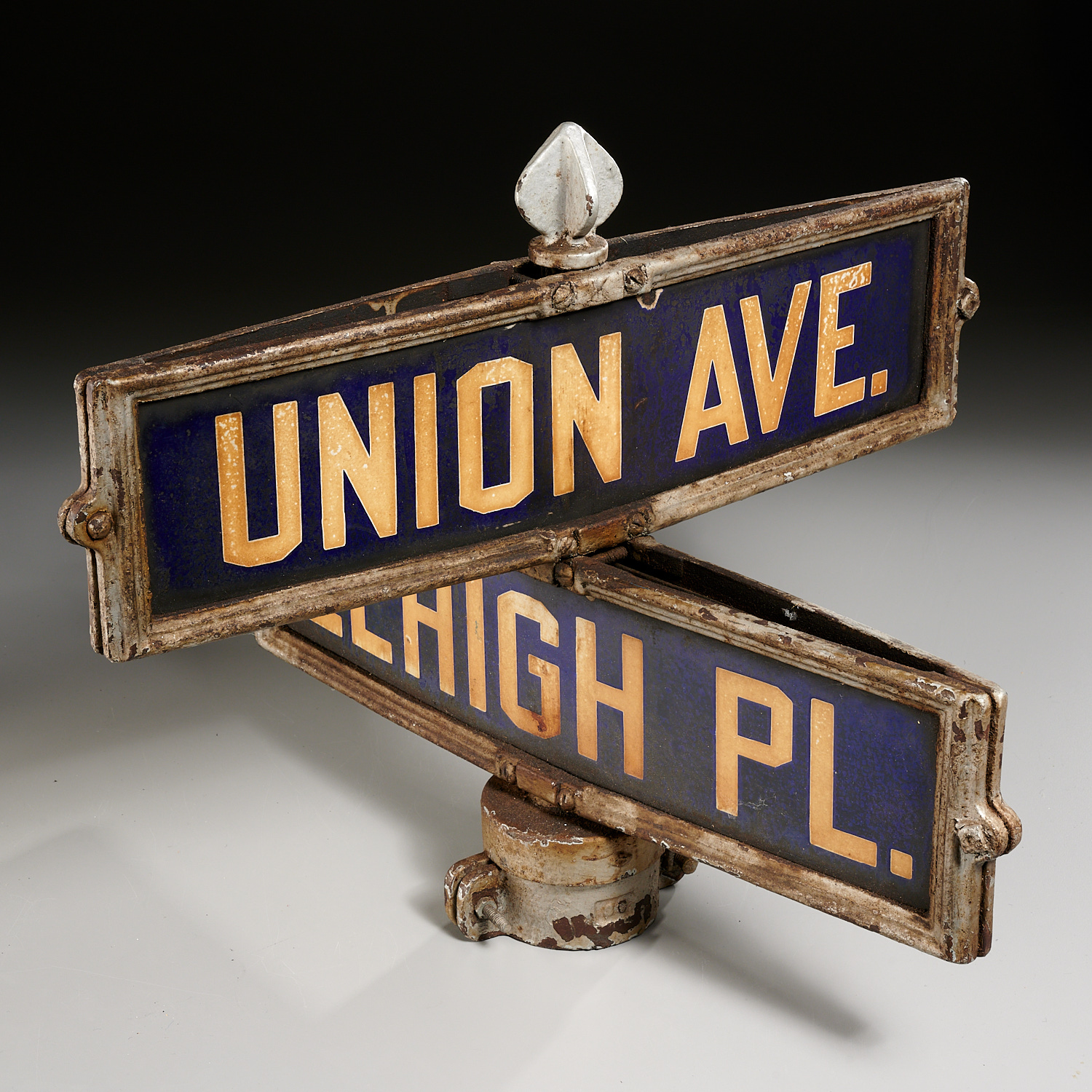 UNION AVE & LEHIGH PL
