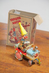 UNIQUE ART ''UNIQUE ARTIE''  A