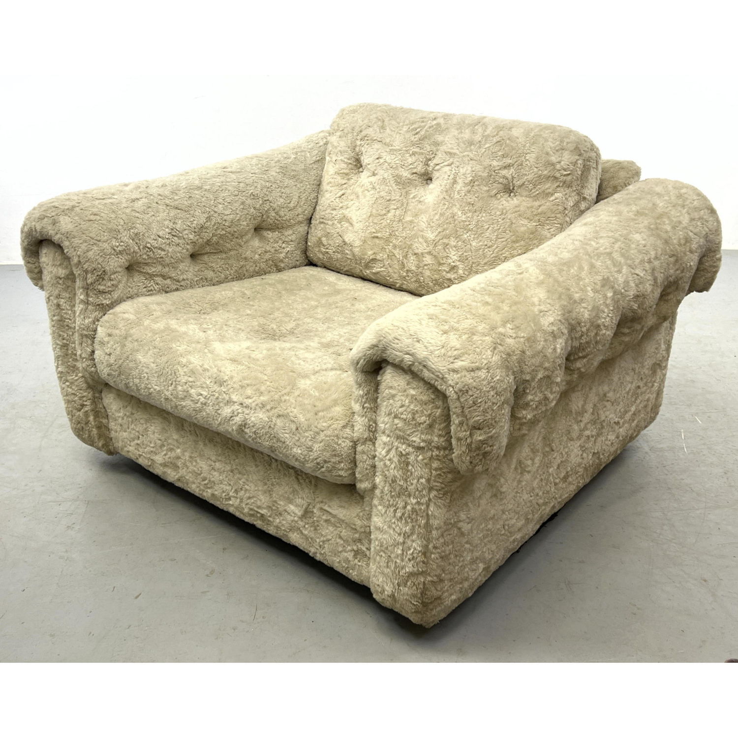 United furniture ivory faux fur
