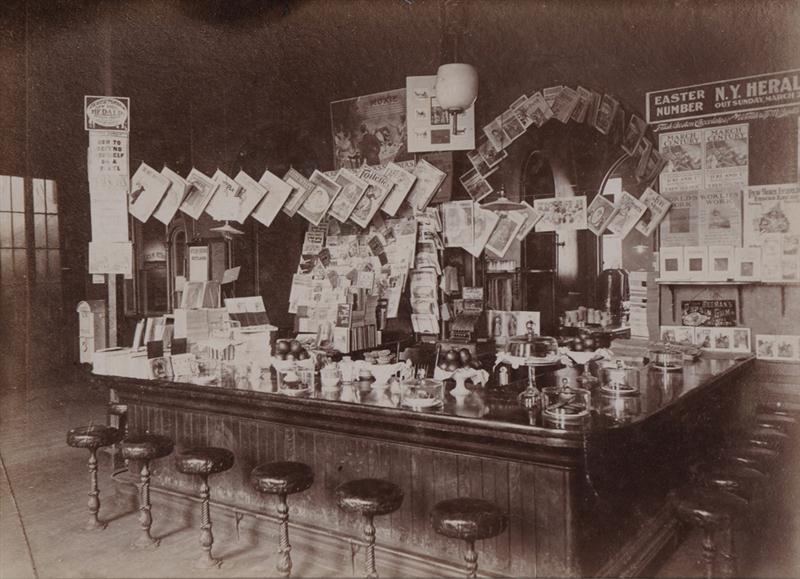 UNKNOWN C.1900: NEWSTAND - LUNCH