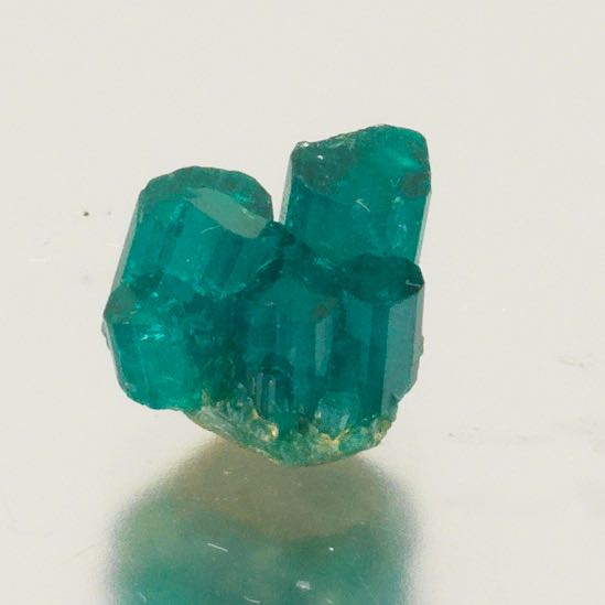 UNMOUNTED 6.42 CARAT CHATHAM