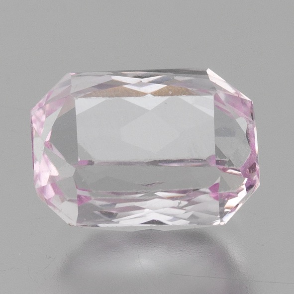UNMOUNTED OCTAGONAL CUT 7.46 CT