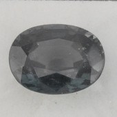 UNMOUNTED OVAL CUT 2.41 CT GRE