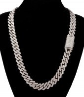 UNRESERVED 24. 00CT DIAMOND &