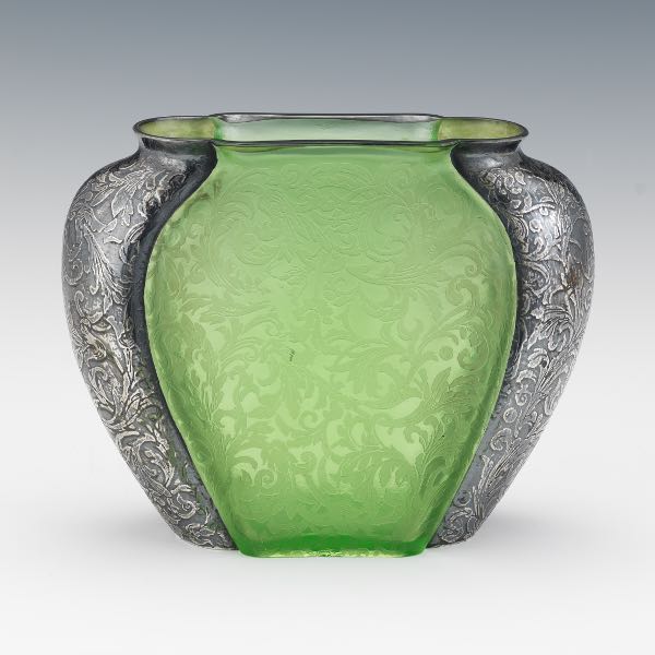 UNUSUAL ART DECO EMERALD GREEN ACID