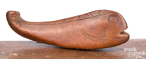 UNUSUAL CARVED FIGURAL FISH