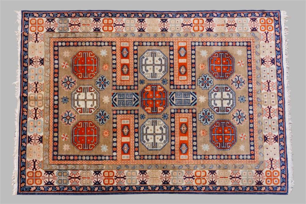 UNUSUAL CHINESE GEOMETRIC