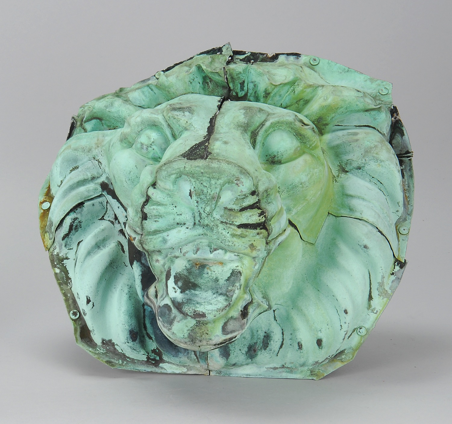 UNUSUAL COPPER LION'S HEAD18th/19th