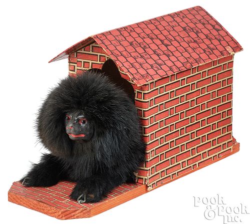UNUSUAL GERMAN ANIMATED DOGHOUSE
